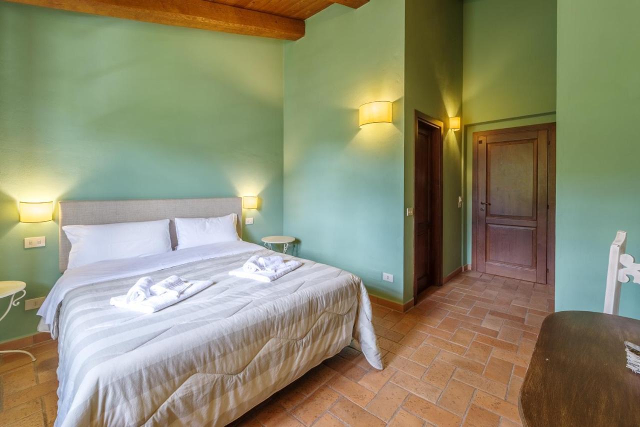 Agriturismo Le Vigne Foligno Exteriör bild