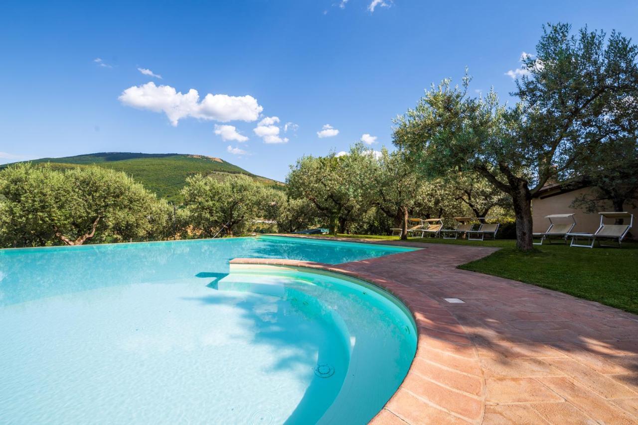 Agriturismo Le Vigne Foligno Exteriör bild